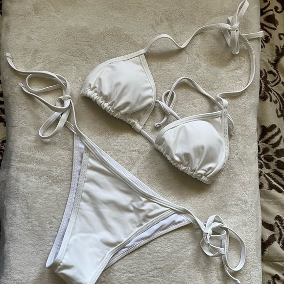 NWT White Bikini - Picture 1 of 3